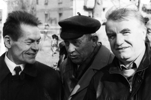 А. Кнутарев, Г. Завада, Б. Мельников на первомайской демонстрации