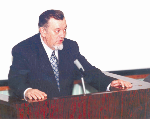 В.Е. Николаев