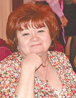Ирина СВЕТЛИЧНАЯ, кассир