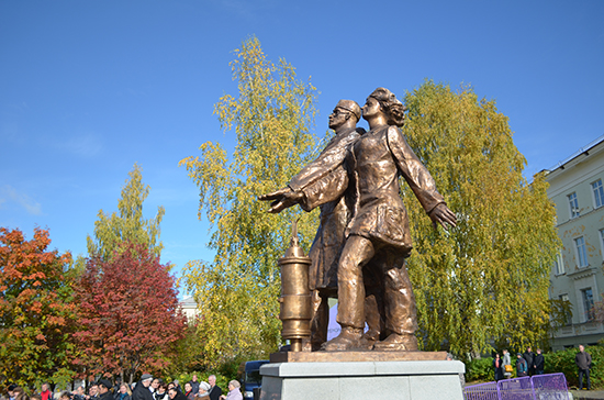 041017 4 monument2