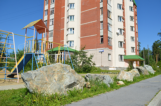 16 dvor