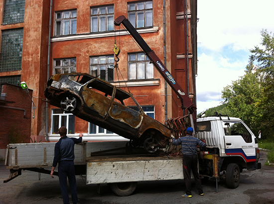 8 car